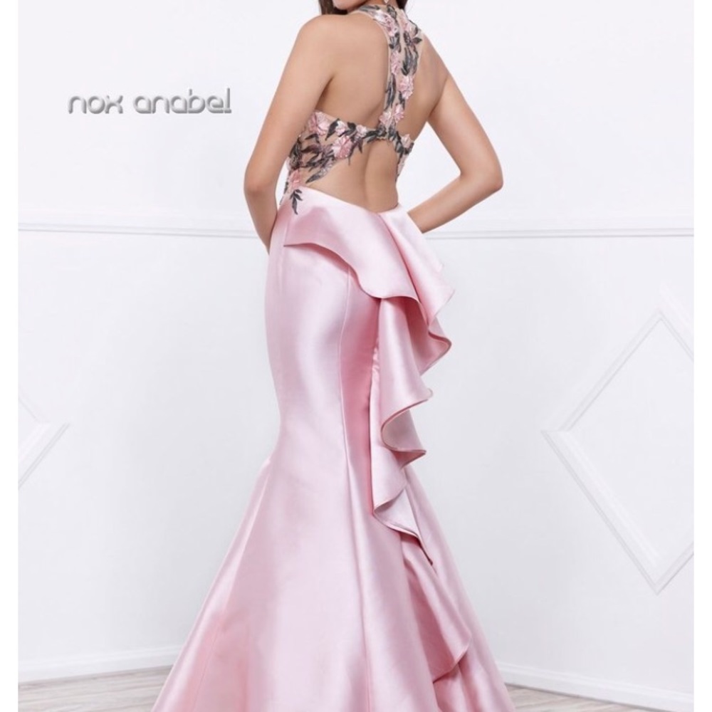Pink Floral Prom/Ballgown Dress - Picture 2 of 8